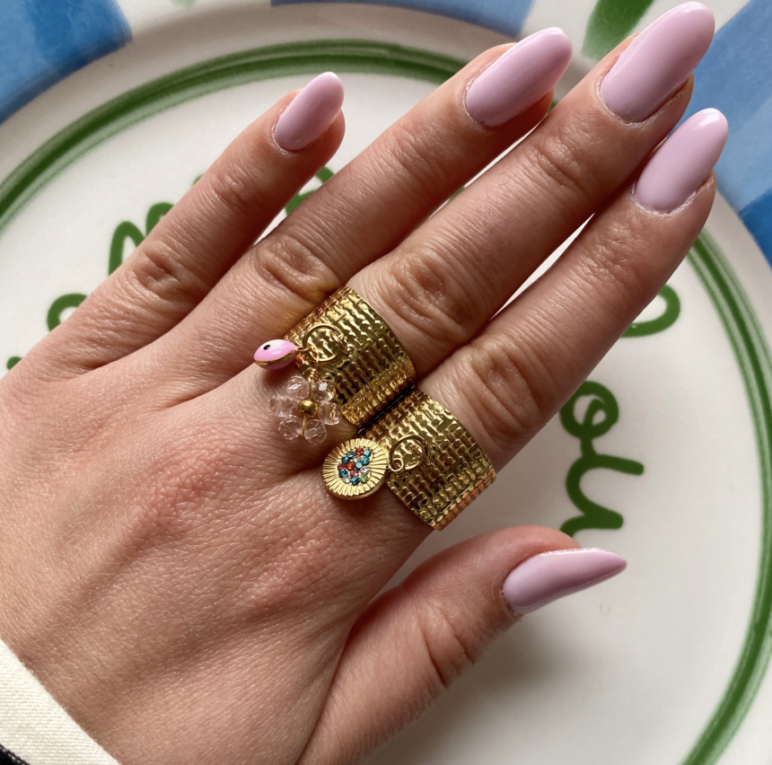 Les bijoux breloques : des créations personnalisées