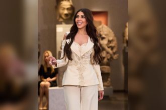 La créatrice syrienne Manal Ajaj fait ses débuts en haute couture à Paris avec la collection « Femme de Lumière »